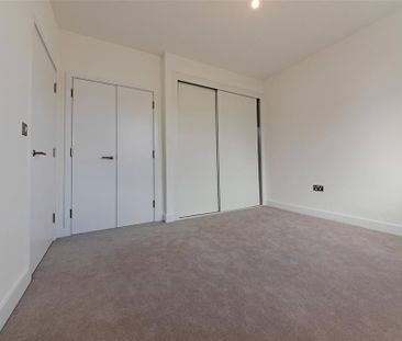 5 bedroom townhouse to rent - Photo 4