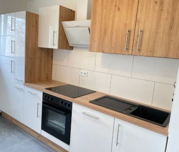 frisch renovierte 2-Raum Wohnung in guter Lage * EBK möglich * - Foto 2