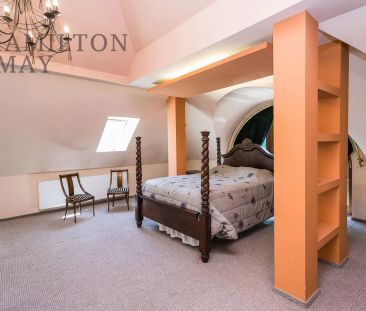 Elegancka willa z basenem w Konstancinie - Photo 2