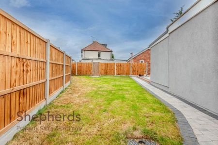 4 bedroom detached house to rent - Photo 2