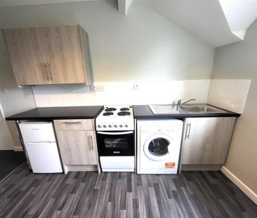 Studio to rent - Photo 4