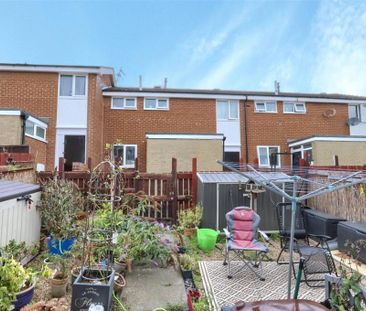3 bedroom terraced house to rent - Photo 2