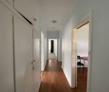 4 Bedrooms, 2 Bathrooms House for rent - Photo 4