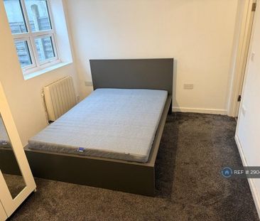 1 bedroom in a house share to rent - Photo 3