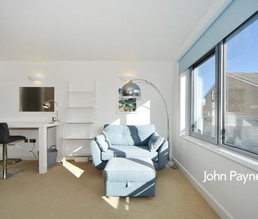 Merbury Close, London, SE28 - Photo 1