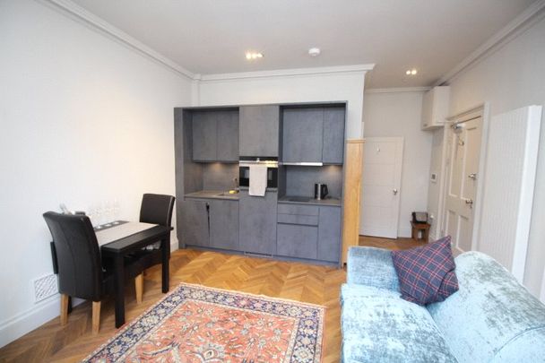 7 Rutland Square - Photo 1