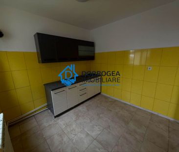 DE INCHIRIAT VILA P+E - ZONA ALEXANDRU CEL BUN - Photo 4
