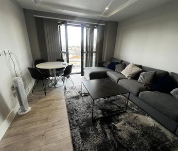 2 bedroom flat to rent - Photo 3