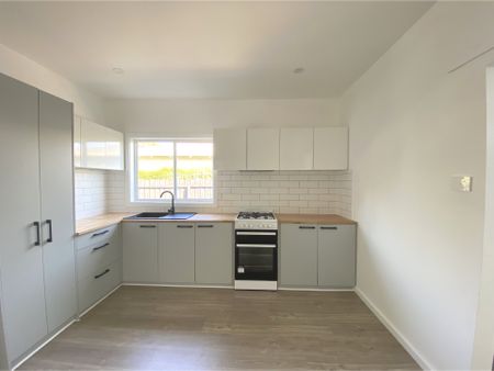 81 Waitara Grove, Norlane - Photo 5