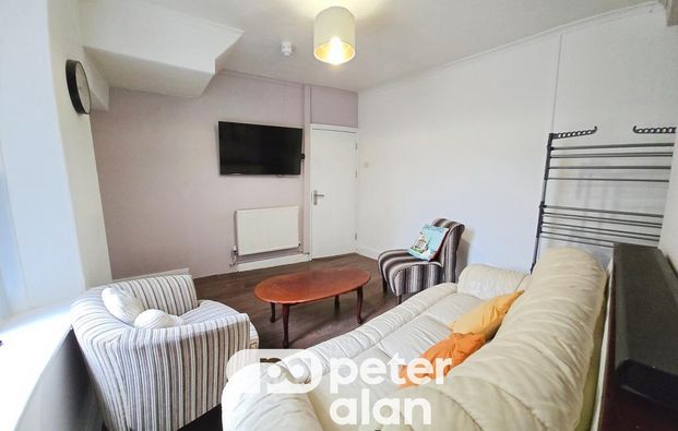 3 bedroom property to rent - Photo 1