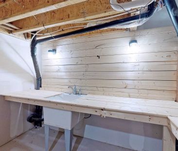 For Lease - 46 Artania Street, Oshawa, Ontario - Photo 2