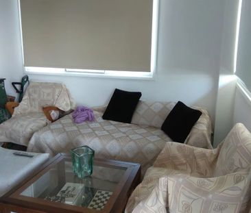 Διαμέρισμα για ενοικίαση Κρόνια (Ανθηδώνος) - Photo 2