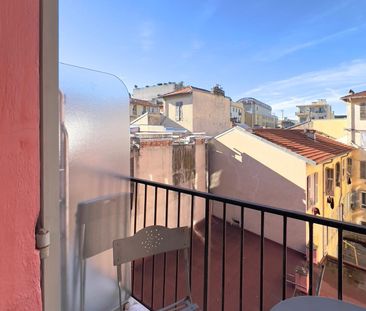 A LOUER 2P MEUBLE PLACE MASSENA - Photo 6