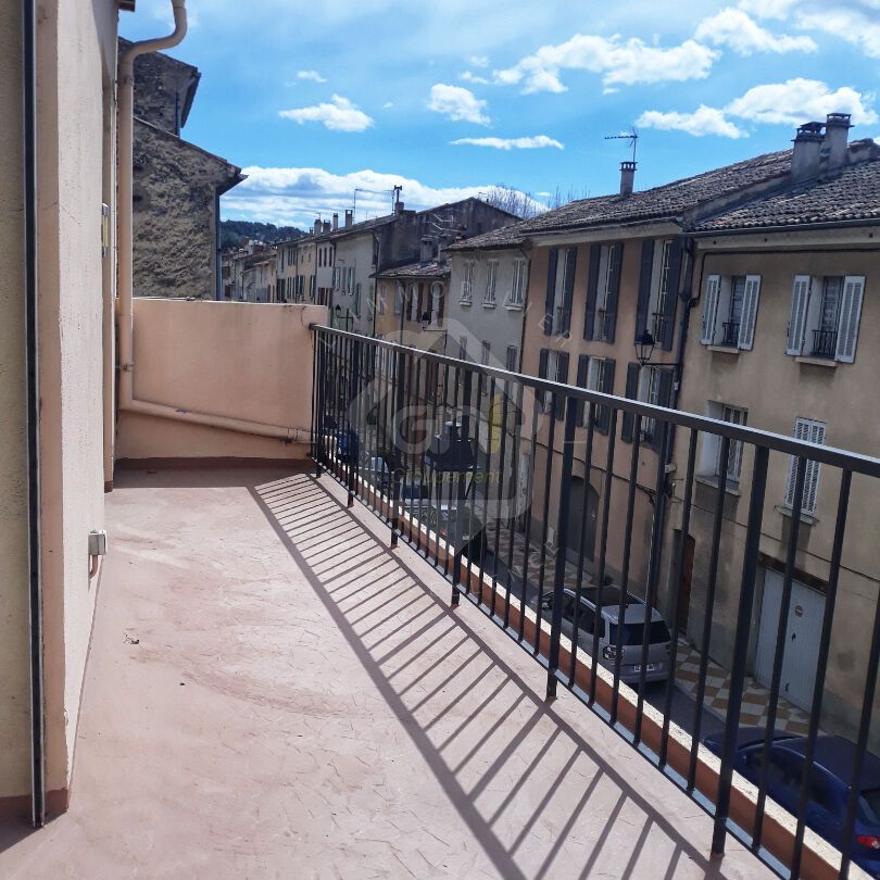 Appartement à louer à Barjols T5 - 142 m2, - Photo 1
