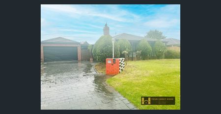 Perfect Family Home in the Heart of Hoppers Crossing - Photo 2