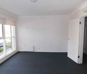 1/45 Rosanna Road, Heidelberg - Photo 2