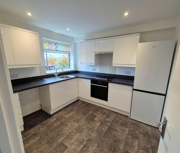 Station Road, West Horndon, CM13 - Photo 2