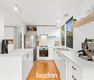 Light, Lush & Lovely in a Low-traffic Locale - Photo 6