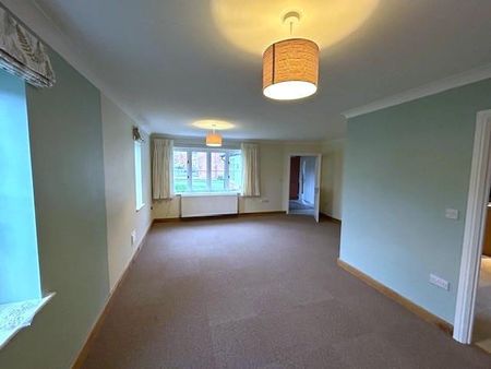 3 bedroom bungalow to rent - Photo 2