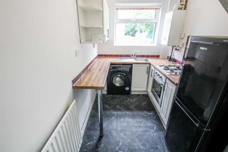 2 bedroom terraced house to rent - Photo 3