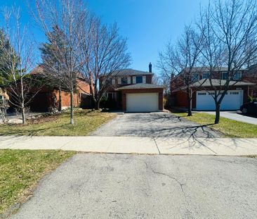 For Lease - 1078 Glenbrook Avenue, Oakville, Ontario - Photo 1
