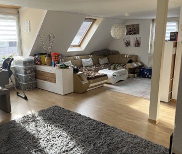 Großzügige 4-Zimmerwohnung mit Dachterrasse in Albstadt-Ebingen - Photo 1
