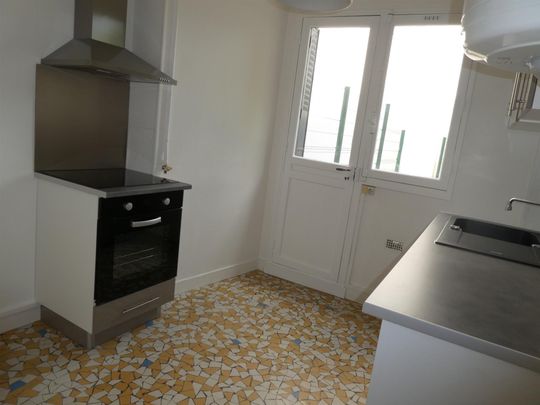 Location Appartement 2 pièces 54m² FONTAINEBLEAU 77300 - Photo 1