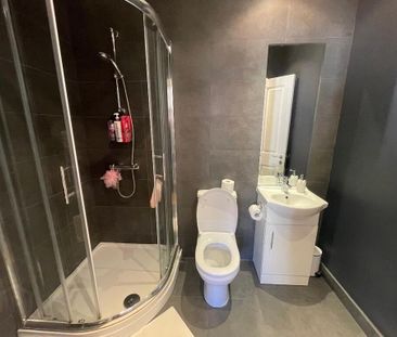 Apt 215 Saint Annes, 18 Talbot Street, City Centre, Belfast, BT1 2NF - Photo 5