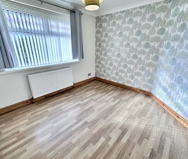 Princess Avenue - Photo 2