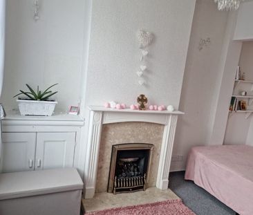 2 Bed Terraced House, Holywell Road, LE2 - Photo 5