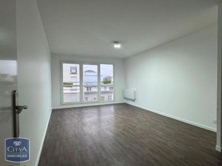 Appartement à louer 4 pièces 75.75m² - Photo 2
