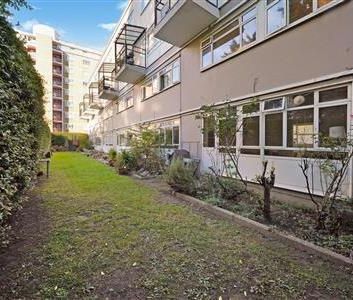 Churchill Gardens, SW1V - Photo 5