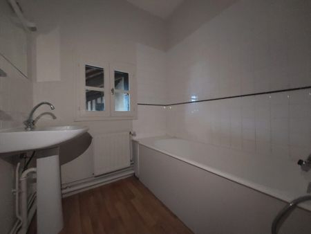 LOCATION APPARTEMENT T2, POITIERS, CENTRE-VILLE - Photo 3