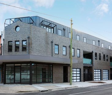 Thinking of selling? Contact our agent - Photo 3