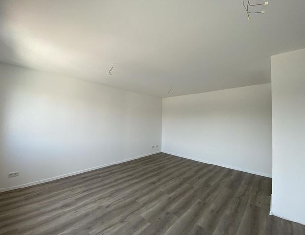 Lichtdurchflutete Neubauwohnung mit Einbauküche und großem Balkon in Recklinghausen - Foto 1