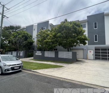 8/91 Eton Street, NUNDAH QLD 4012 - Photo 5