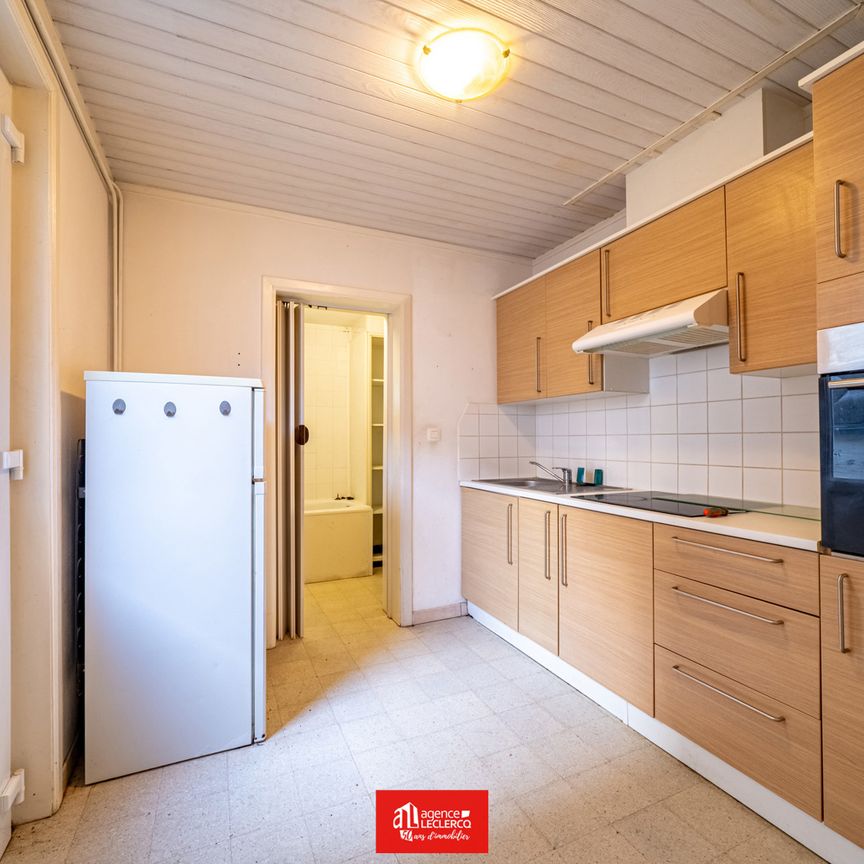Appartement - à louer - - Photo 1