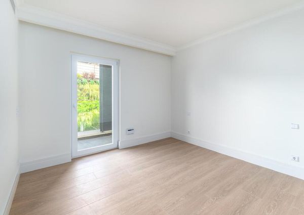 1 Bedroom Apartment with swimming pool, Janelas Verdes, Lisboa