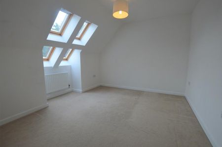 4 bedroom townhouse to rent - Photo 4