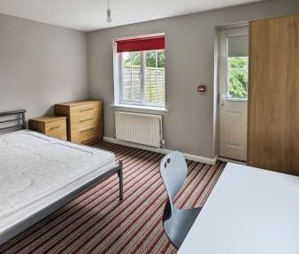 Dragon Road, Hatfield, AL10 - Photo 2