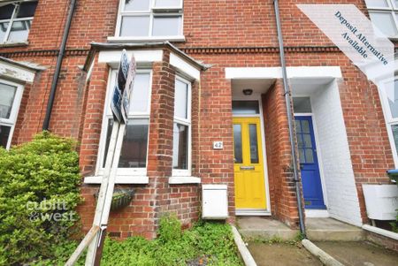 2 bedroom terraced house to rent - Photo 2