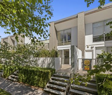 Fully Furnished One-Bedroom Townhouse In The Heart Of Braddon - Photo 1