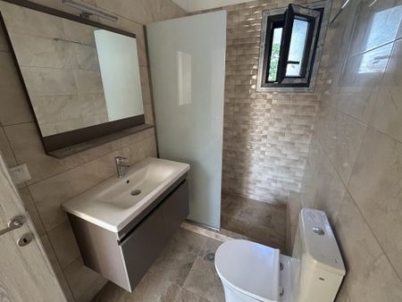 (Προς Ενοικίαση), Διαμ΄έρισμα, Χαραυγή, Λάρισα, 31 τ.μ., €360 - Photo 4