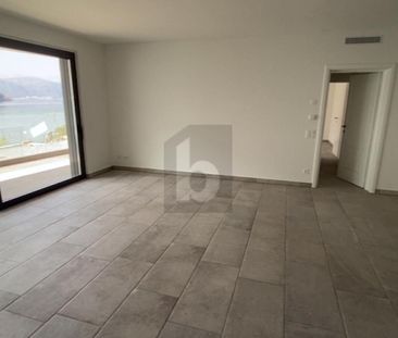 MODERNO, SPAZIOSO E SOLEGGIATA CON VISTA - Photo 3