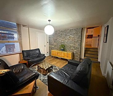 3 bedroom apartment to rent - Photo 1