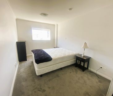 INNER CITY APARTMENT LIVING - Photo 3