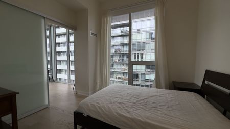 For Lease - 17 DUNDONALD Street Unit# 1704, Toronto, Ontario - Photo 2