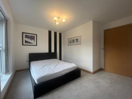 Spring Promenade, West Drayton, UB7 - Photo 5