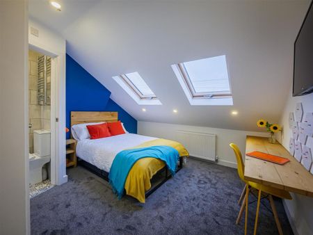 5 bedroom terraced house to rent - Photo 3