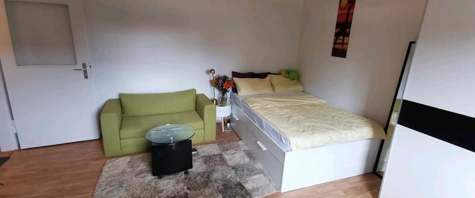 Voll Mobiliert 1 Zimmer Wohnung zu untermieten. - Foto 1